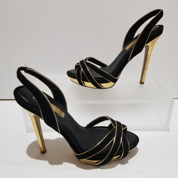 BCBG Shoes - BCBG Black Gold Strapy Heel Sandal size 7.5